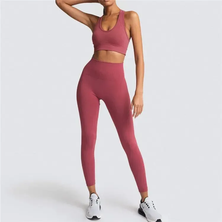 Womens Gym Clothing Set - Crop Top & Leggings Workout Apparel